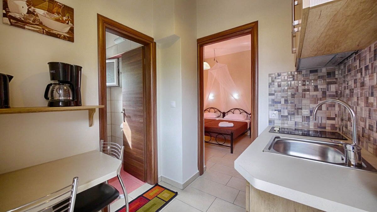 Kostas Studio 1 - the beach, small supermarkets and restaurants are within easy walking distance