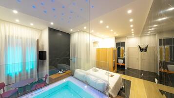 Design-Suite | Minibar, Zimmersafe, Schreibtisch, schallisolierte Zimmer