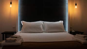 1 bedroom, minibar, in-room safe, desk