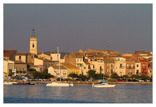 Apart 1 (Sleeps 4/6) Overlooking Etang De Thau Bouzigues, Languedoc-Roussillon