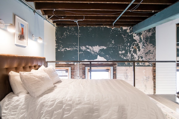 Loft, 1 cama Queen e sofá-cama | 1 quarto, roupas de cama premium