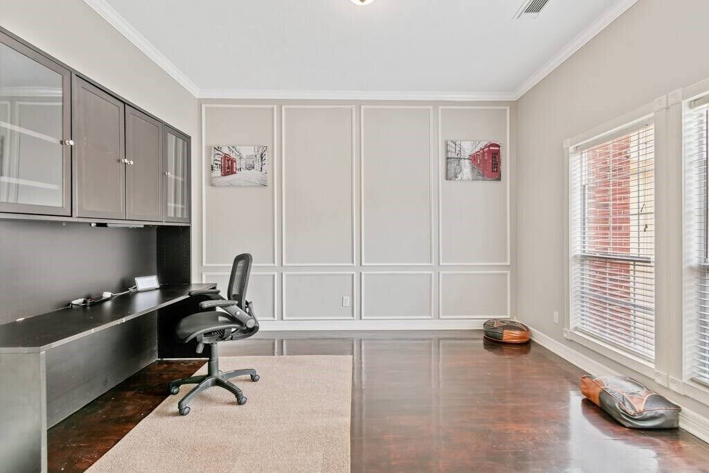 Beautiful Home, spacious office & Xbox Game Room.