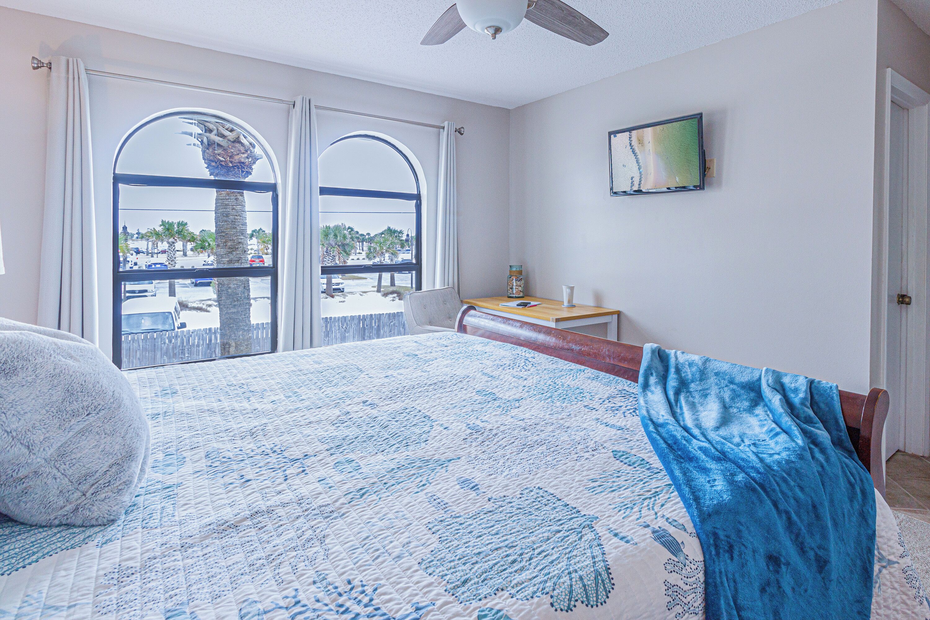2 bedrooms, iron/ironing board, WiFi (free), bed sheets