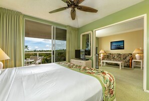 In-room safe, individually decorated, individually furnished - AEI at Maui Banyan (Kihei)