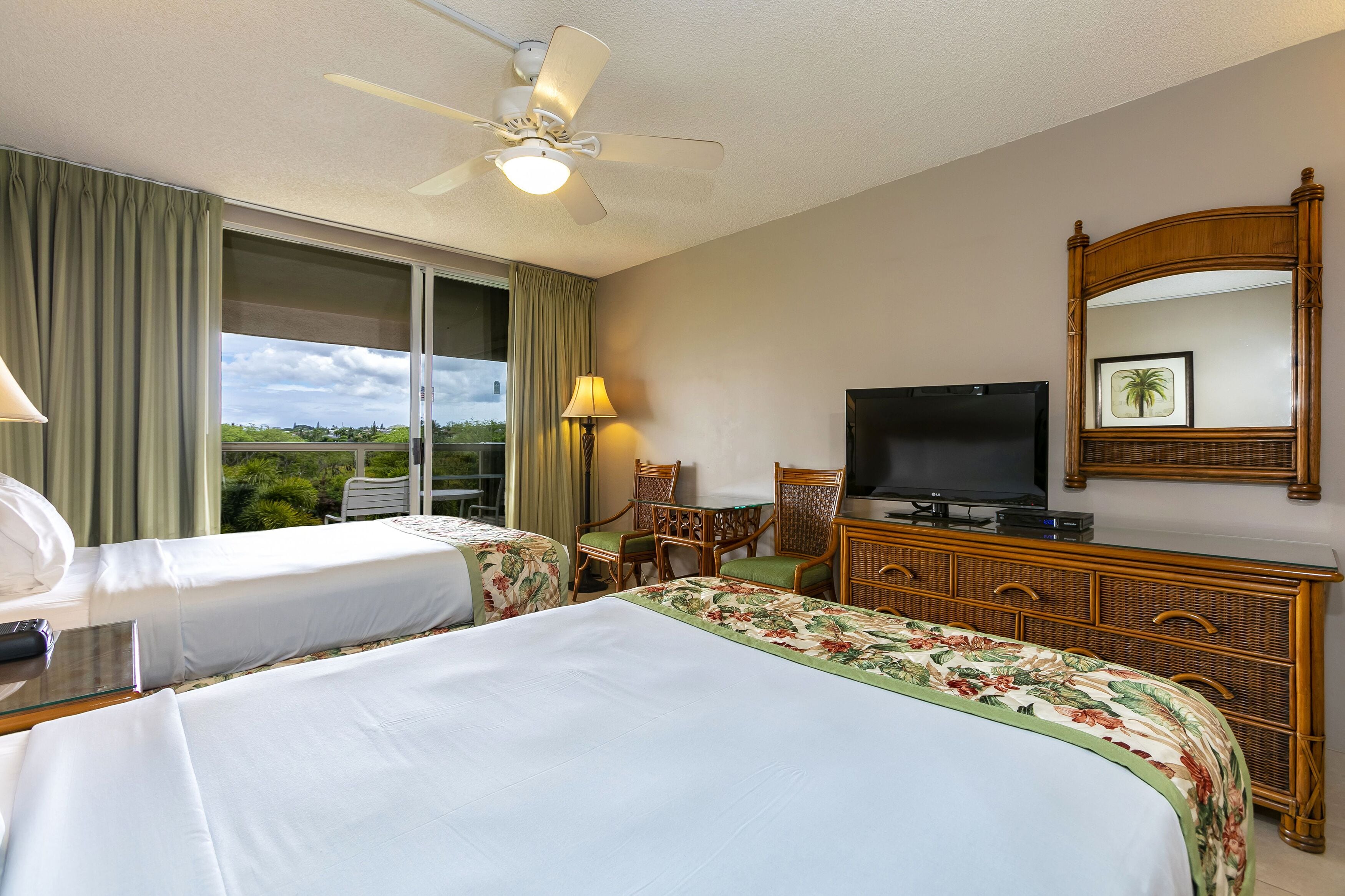 in-room safe, individually decorated, individually furnished