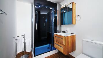 Vierbettzimmer | Badezimmer