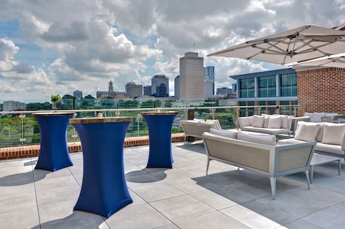 Hampton Inn & Suites Nashville Downtown Capitol View