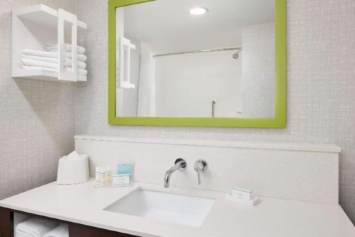 Bathroom | Combined shower/tub, towels, soap, toilet paper