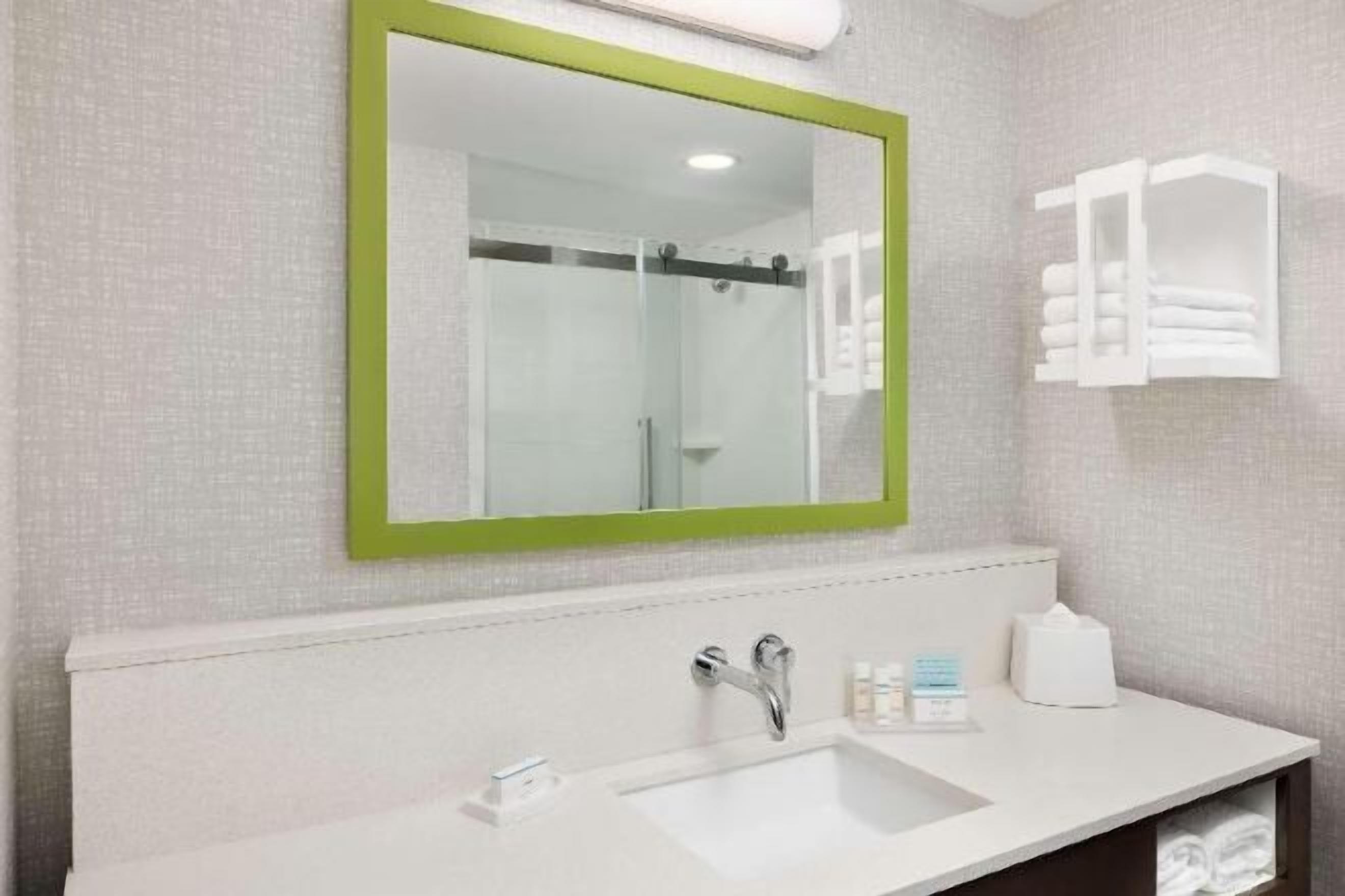 Bathroom | Combined shower/tub, towels, soap, toilet paper