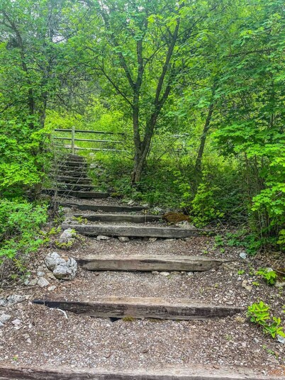 Glacier Tiny House -Valley Village