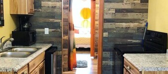 Yellowstone Tiny house- Valley Village