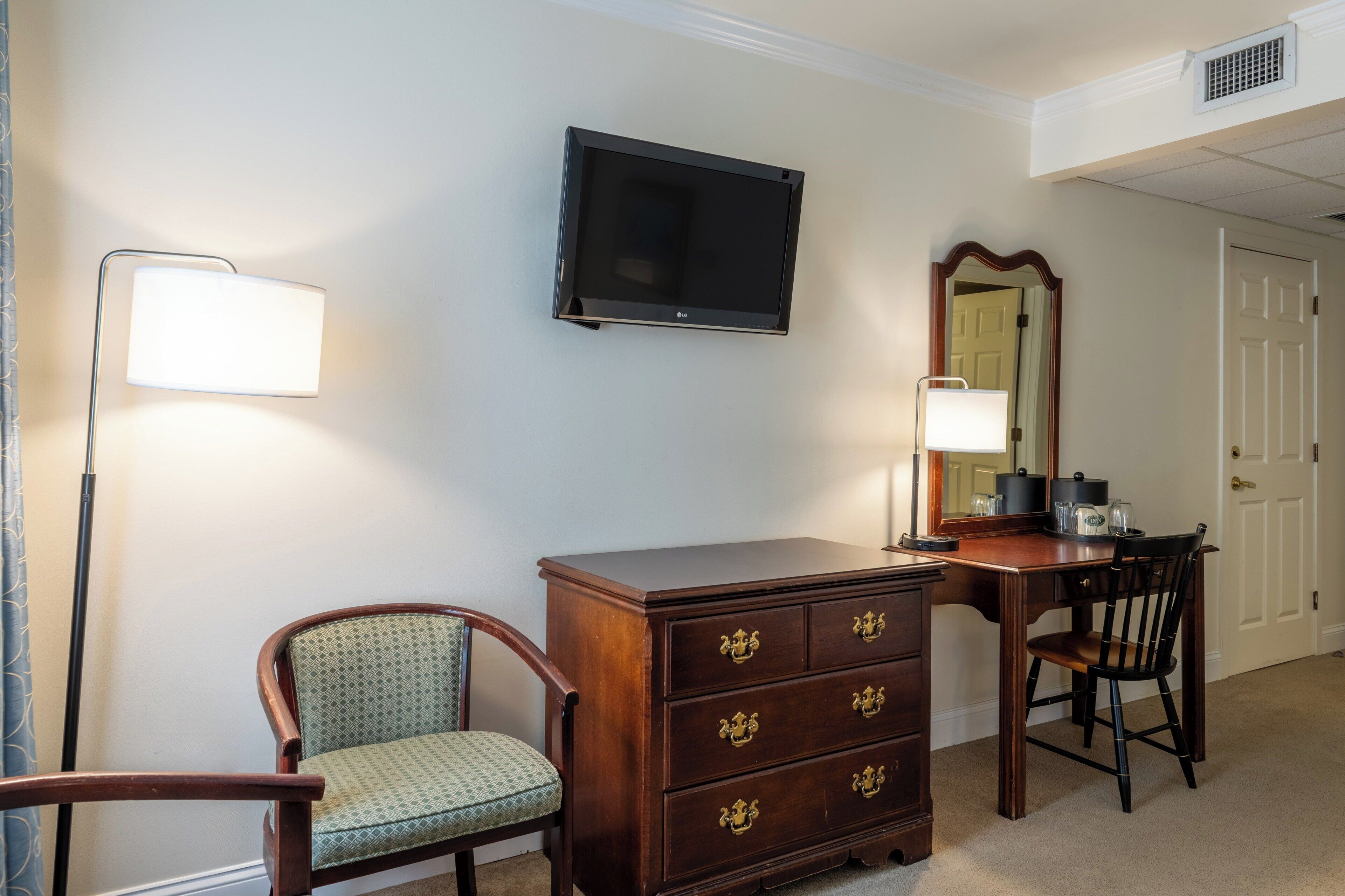 room, 1 queen bed | 3 bedrooms, egyptian cotton sheets, premium bedding, pillow-top beds