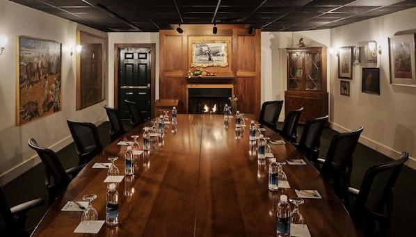 Meeting facility