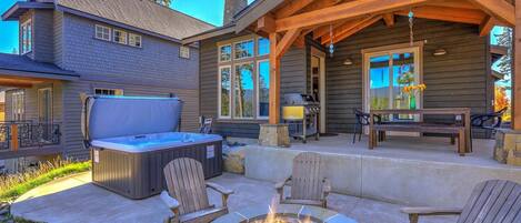 屋外ダイニングエリア