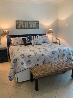 2 bedrooms, iron/ironing board, travel cot, WiFi