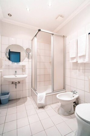 Bathroom - Berliner Baer (Berlin)