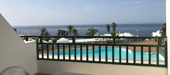 Los Pueblos Apartments