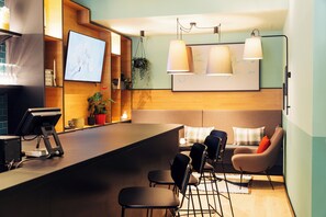 Lobby - Harry's Home Berlin - Moabit Hotel & Apartments (Berlin)