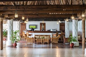 Lobby - Diamonds Leisure Beach and Golf Resort (Diani Beach)