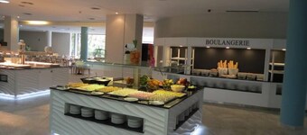 Aparthotel Advise Reina