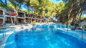 Zwembad | Een buitenzwembad