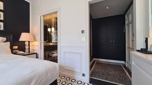 Room - Keppler Hotel (Paris)