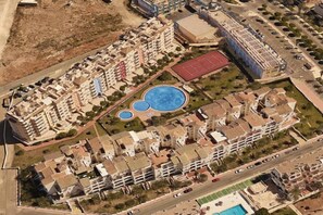Udendørs pool