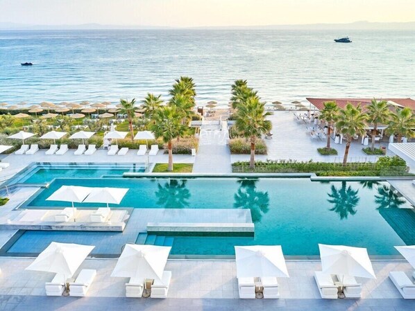 Outdoor pool - Domes Noruz Kassandra - Adults-only (Kassandra)