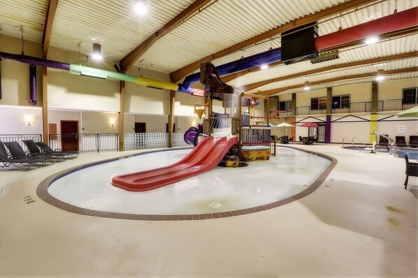 Indoor pool, outdoor pool