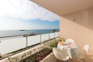 Outdoor dining - Maistra Select Belvedere Resort (Vrsar)
