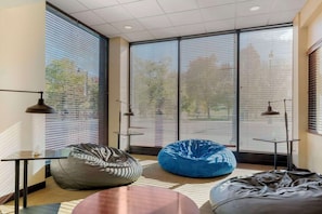 Interior - The Capitol Hotel, Ascend Hotel Collection (Hartford)