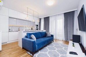 TV - Wrocławska 33 | Apartment Kraków | Parking (Kraków)