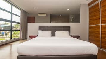 1 habitación, escritorio, wifi gratis y ropa de cama