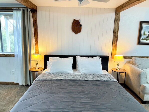 1 bedroom, desk, free WiFi, bed sheets