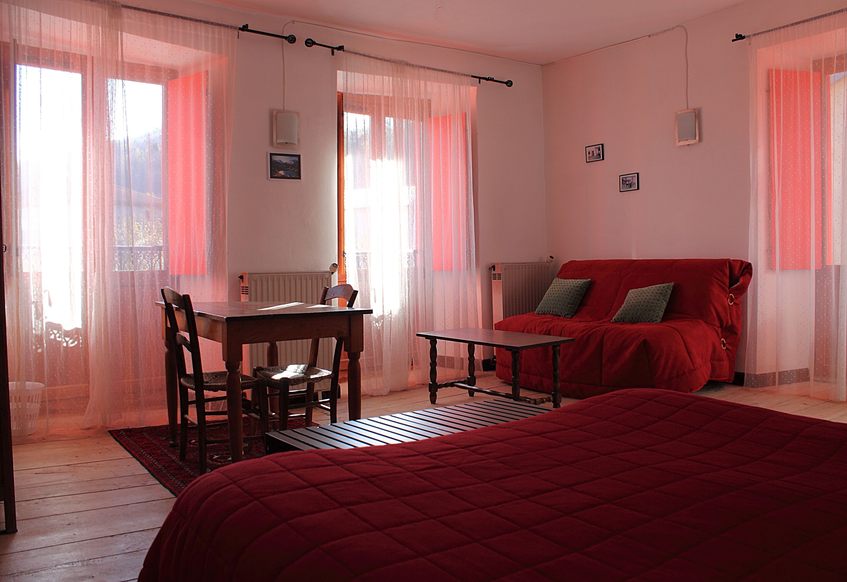 Chambre Quadruple Standard, balcon (Ch 04, 05, 09)