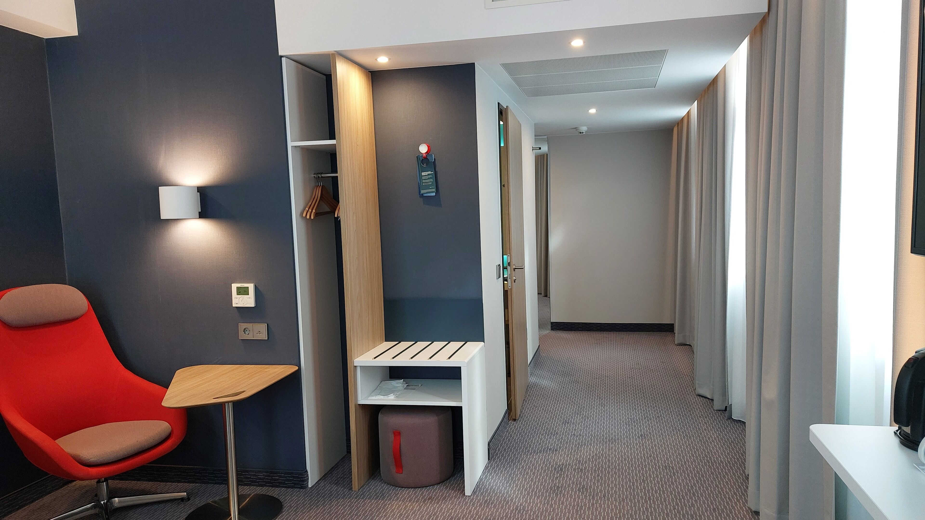 standard room, 1 queen bed (extra floor space) | hypo-allergenic bedding, desk, laptop workspace, blackout curtains