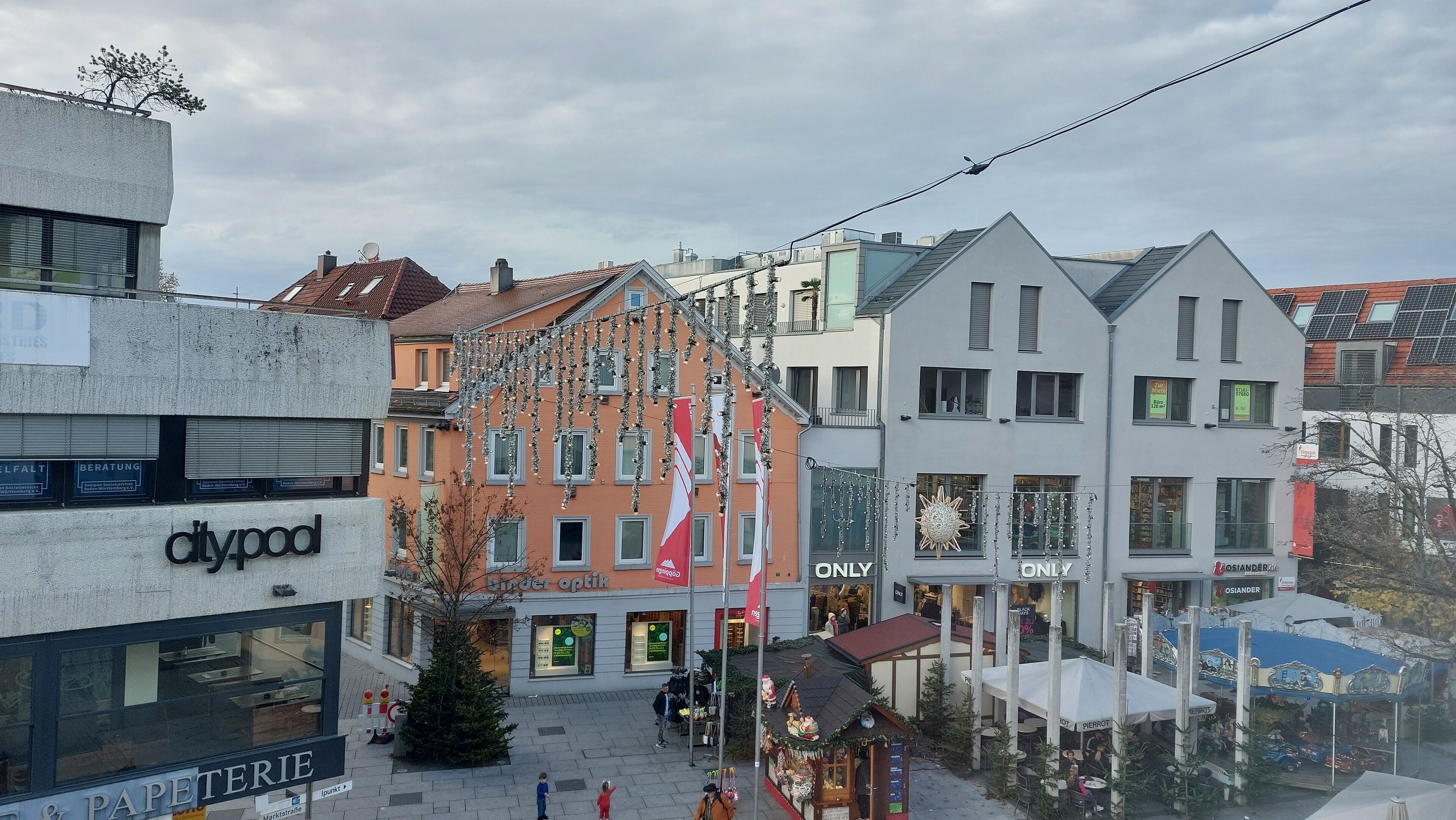 standard room, 1 queen bed (extra floor space) | city view