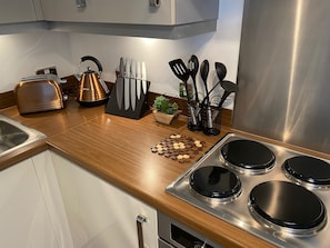 Apartamento luxo, banheiro privativo, vista para a cidade (Central Location) | Cozinha compartilhada