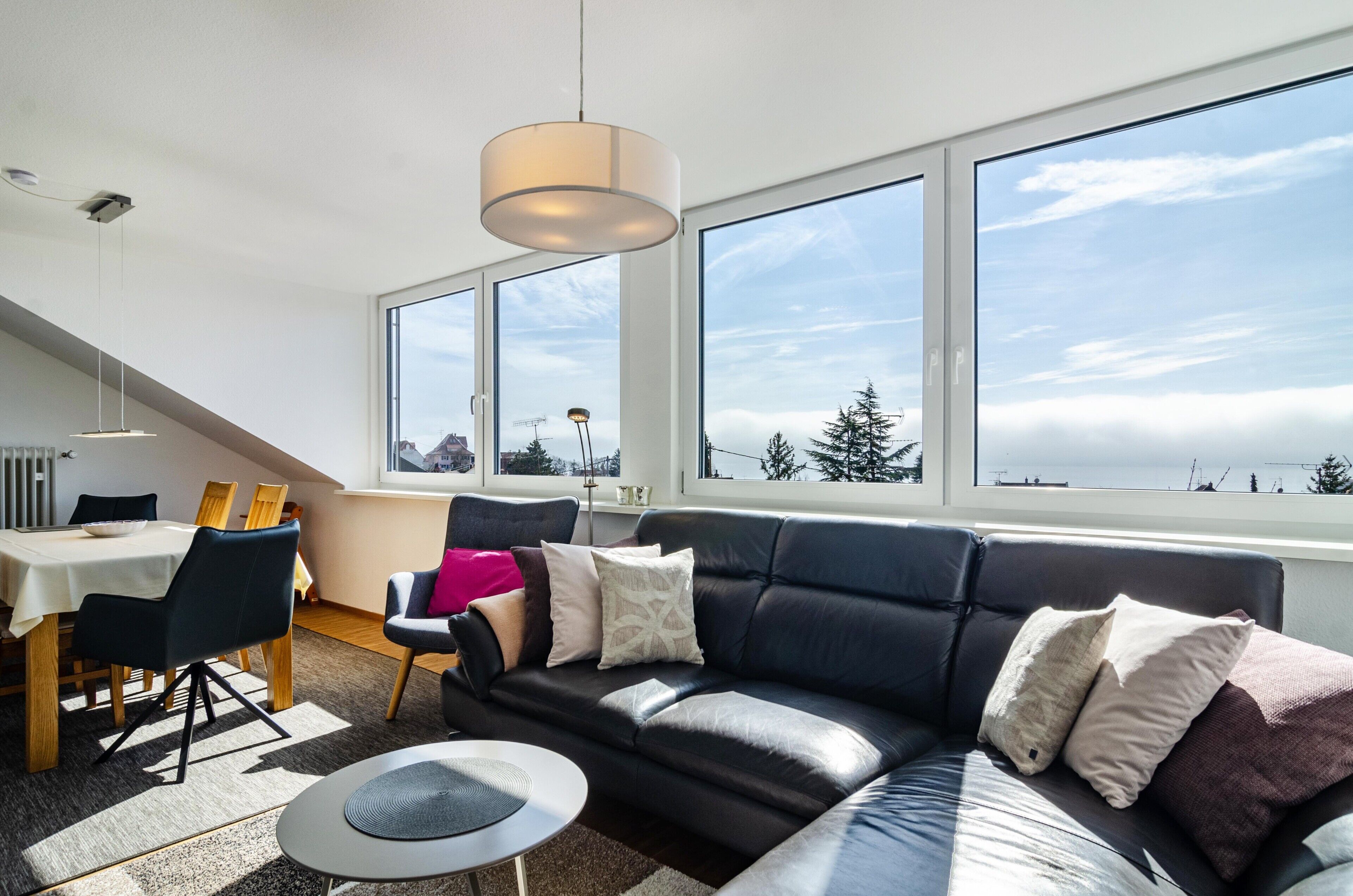 Fernseher, DVD-Player, Stereoanlage