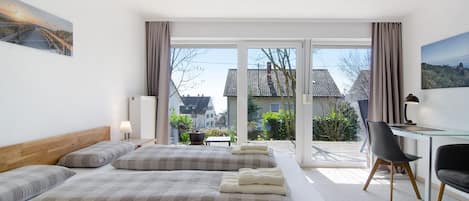 2 chambres, fer et planche à repasser, Wi-Fi gratuit, draps fournis