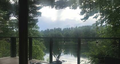 Lakefront +pets +skiing +bbq +firepit +games