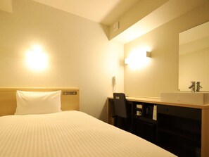 Iron/ironing board, free WiFi - AB Hotel Osaka Sakaisuji Hommachi (Osaka)