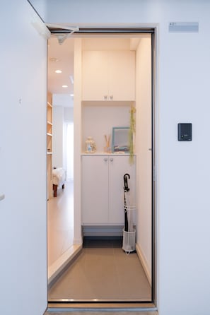 1 bedroom, desk, iron/ironing board, free WiFi - Good Life Apartment (Naha)