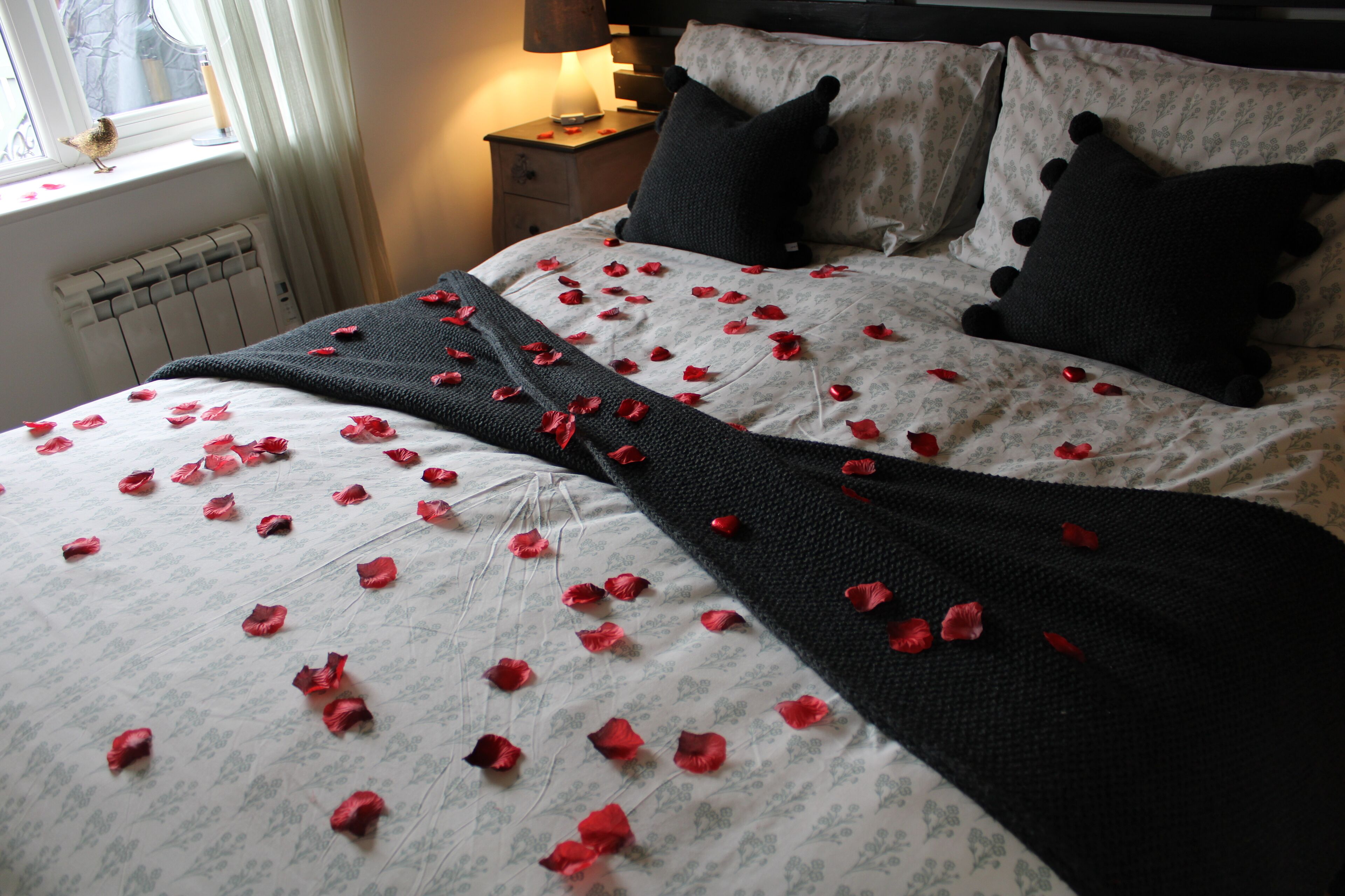 1 bedroom, iron/ironing board, travel cot, free WiFi