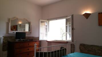 1 bedroom, iron/ironing board, travel crib, free WiFi