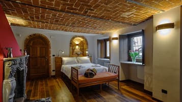 Suite Junior (Favorita) | 1 camera, lenzuola Frette, biancheria da letto di alta qualità