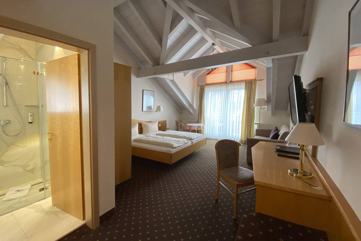 1 bedroom, minibar, in-room safe, desk