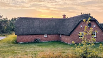 House | Bahagian luar