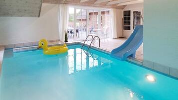 Hus | Pool | Indendørs pool, udendørs pool