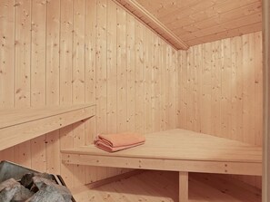 Sauna - Comfortable Holiday Home in Gørlev With Sauna (Gørlev)